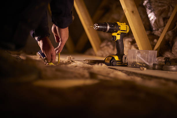 Best Specialized Insulation Services in Lake Mills, WI
